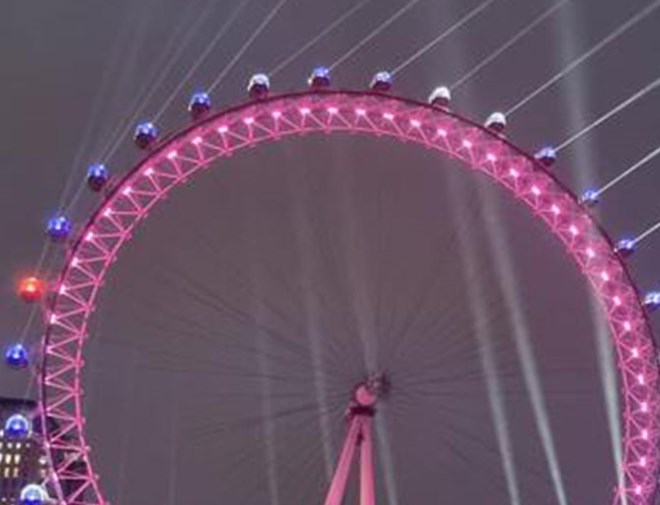London Eye Lit Up For 2022 New Years Eve